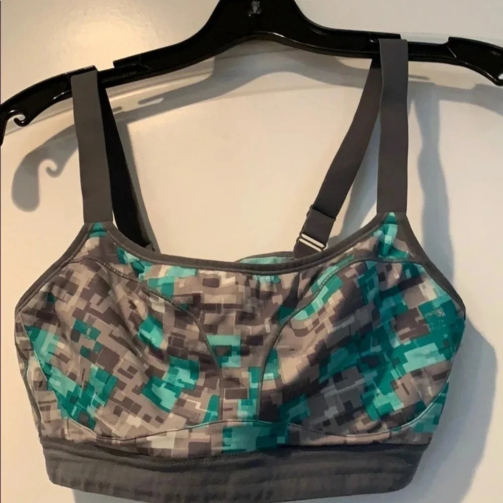 Half Moon by Modern Movement Active Sports Bra Geometric Print Gray Green Sz M